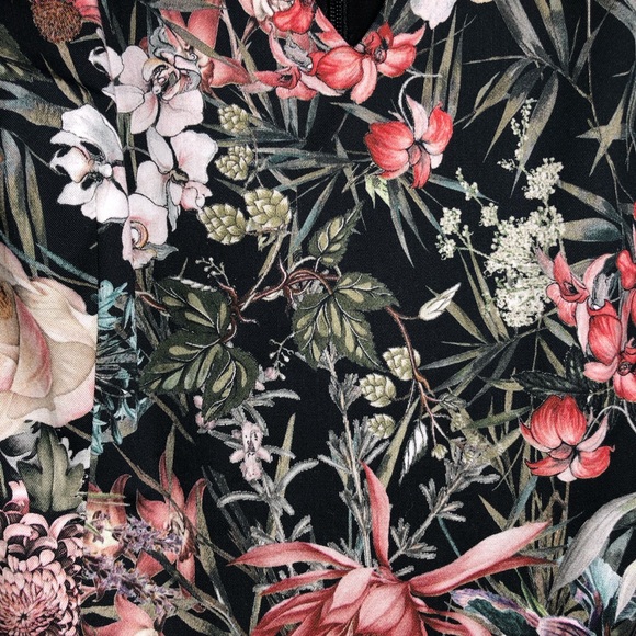 Antonio Melani Floral Jumpsuit - Picture 8 of 8